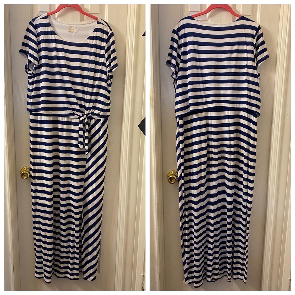 Chicos Navy & White Maxi - Size 3